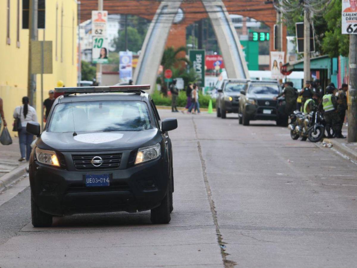 Así fue la reunión entre el CNE y las FF AA para la coordinación de las elecciones