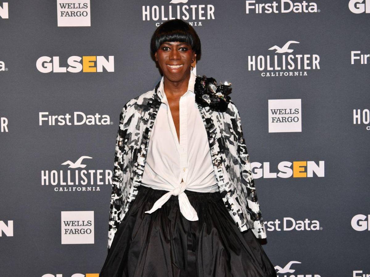 Miss J. Alexander, la icónica reina de la pasarela lucha por recuperar sus pasos