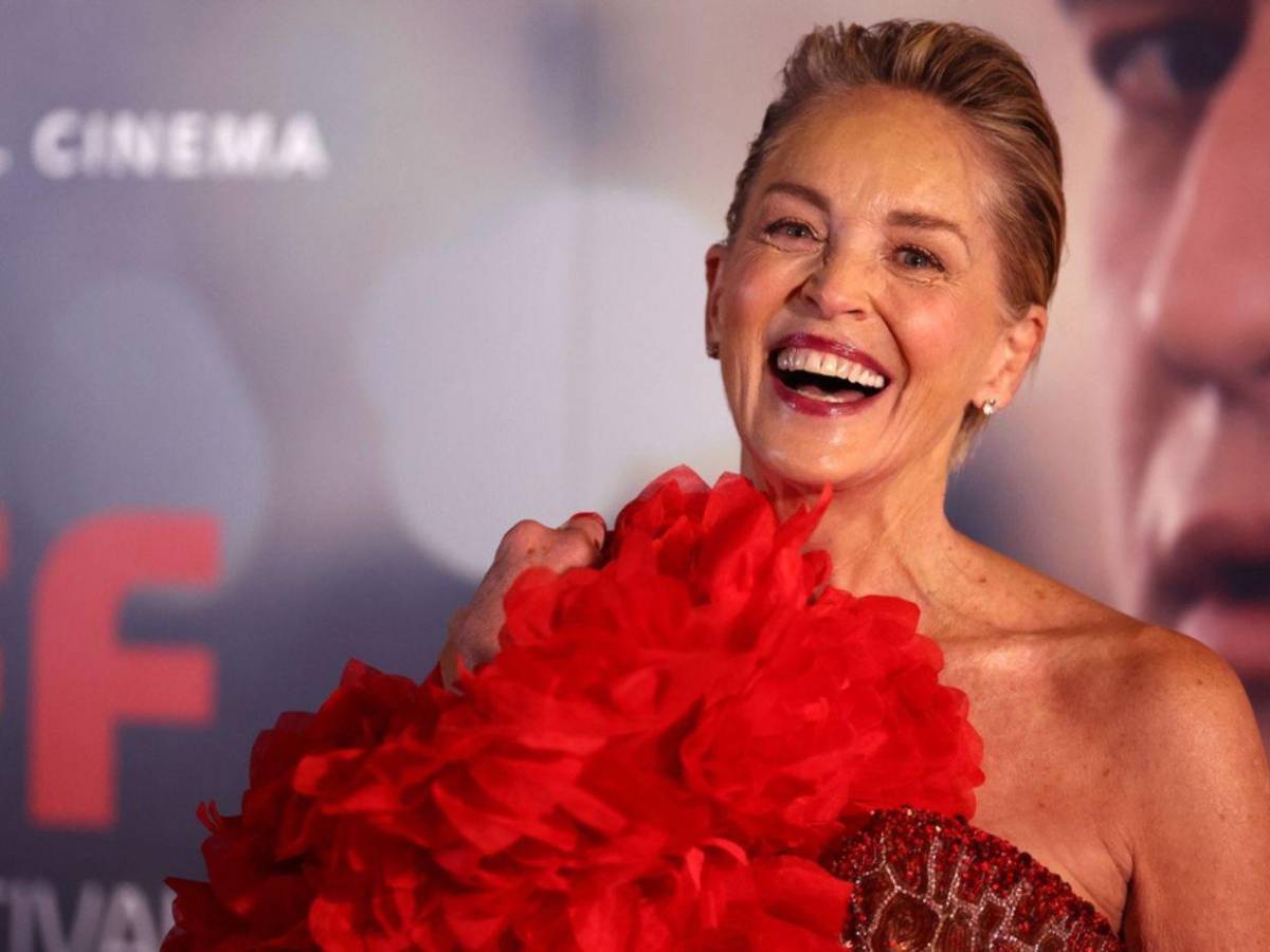 Sharon Stone, de 66 años, revela las dos cosas que nunca hace como adulta mayor