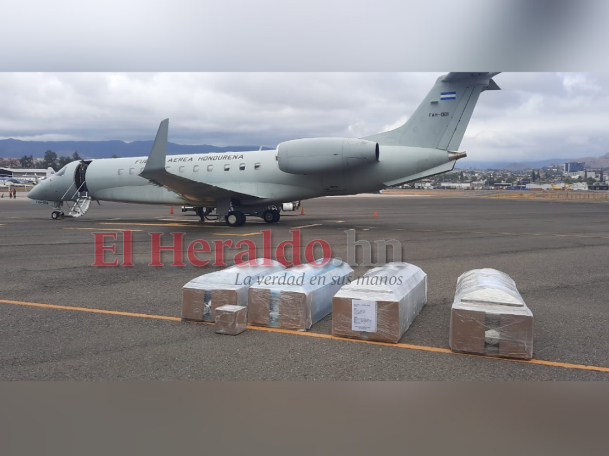 Así fue el primer viaje de repatriación de restos de hondureños a bordo del avión presidencial.