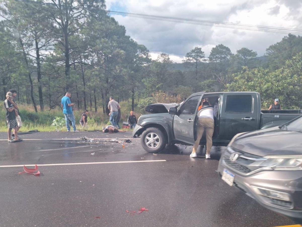 Las personas quedaron tendidas en la carretera: un muerto y varios heridos en accidente en la CA-5