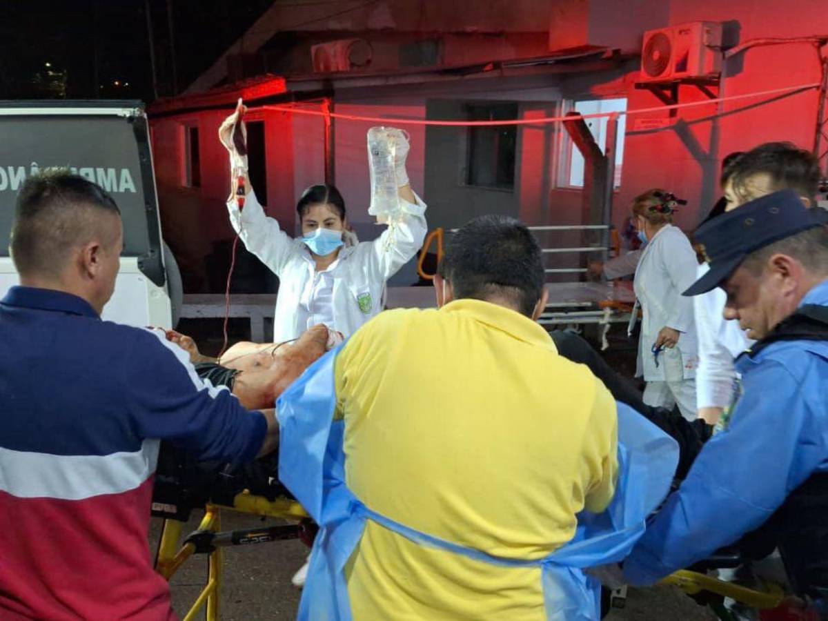 Rostros destrozados y personas debajo de las llantas: imágenes de tragedia en Santa Bárbara