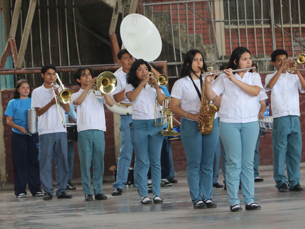 Disciplina y talento: la banda del Jesús Aguilar Paz, una de las mejores en desfiles 2025