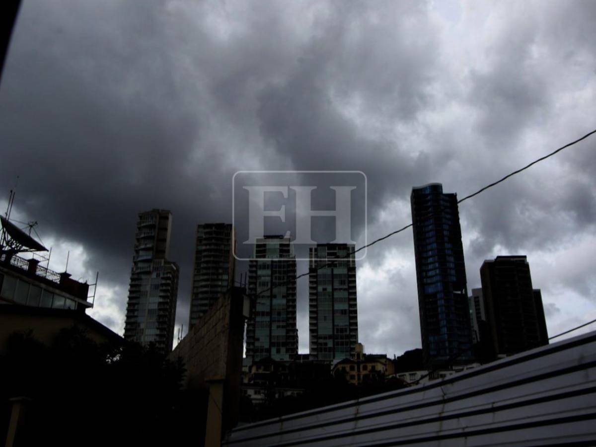 Dos ondas tropicales y una vaguada dejarán lluvias esta semana en Honduras, alerta Copeco