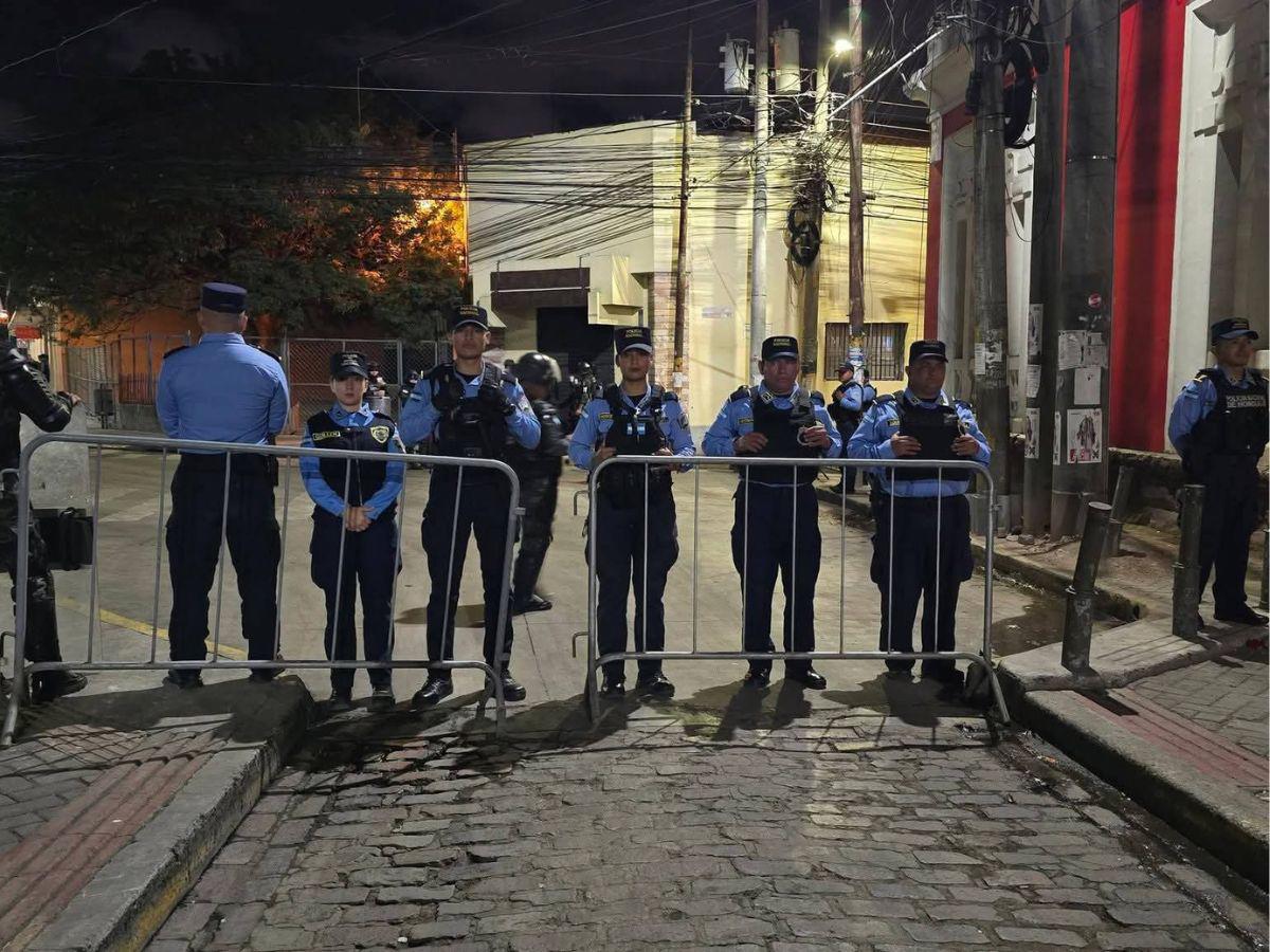 Hasta francotiradores: fuerte operativo de seguridad por toma de posesión de Nasry Asfura