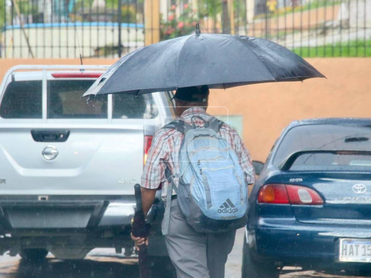 Lluvias con acumulados de hasta 30 milímetros: ¿dónde lloverá más este martes por vaguada?