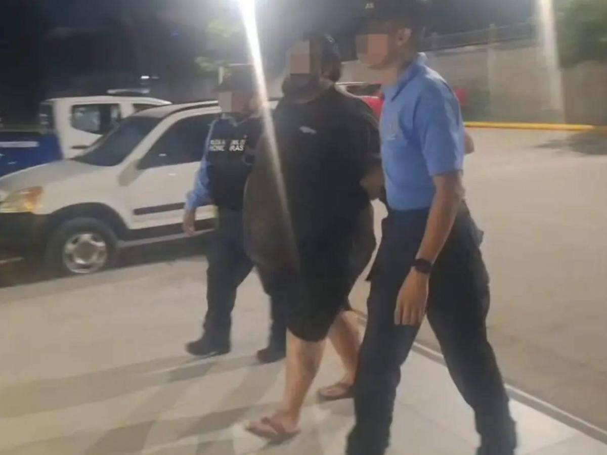 Vendedor de tacos en Siguatepeque es detenido tras encontrar restos de perros en su casa