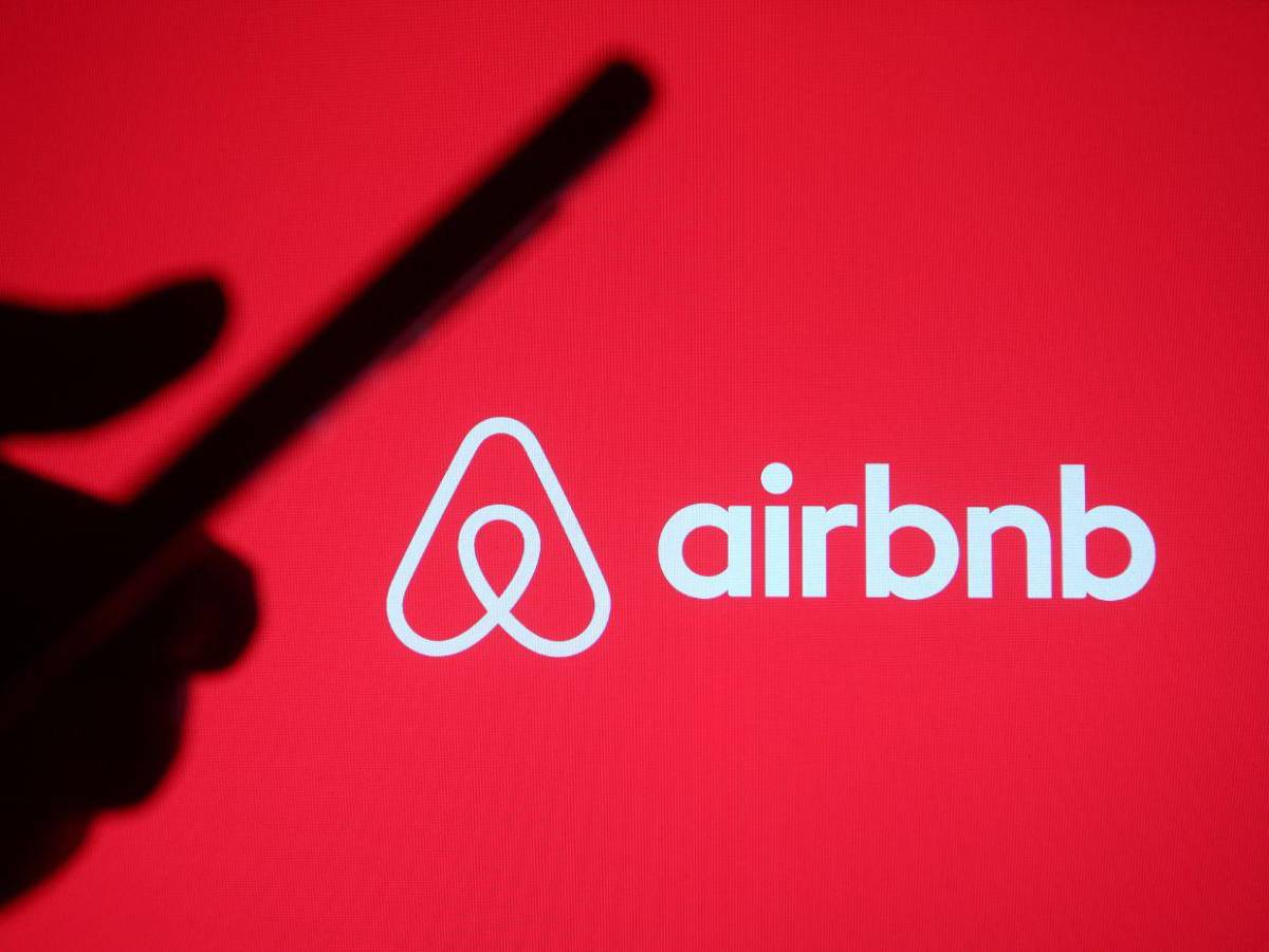 Airbnb cambia las reglas de salida: estas tareas ya no podrán exigirse