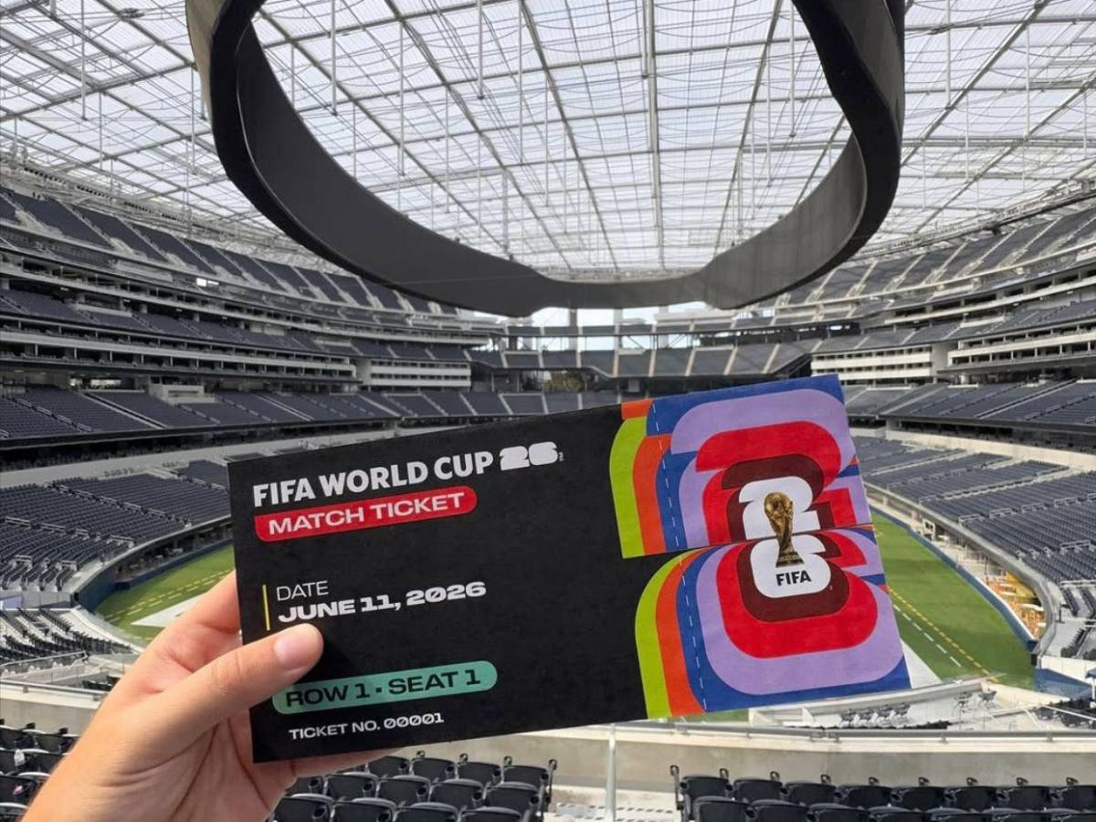 Trabajadores del estadio más caro del Mundial amenazan con huelga por redadas del ICE