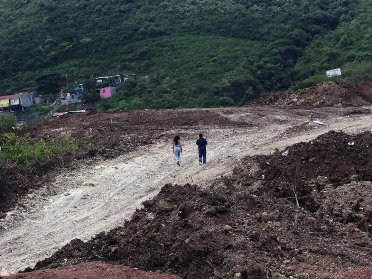 En fotos: lento avance del proyecto de libramiento en la salida al sur