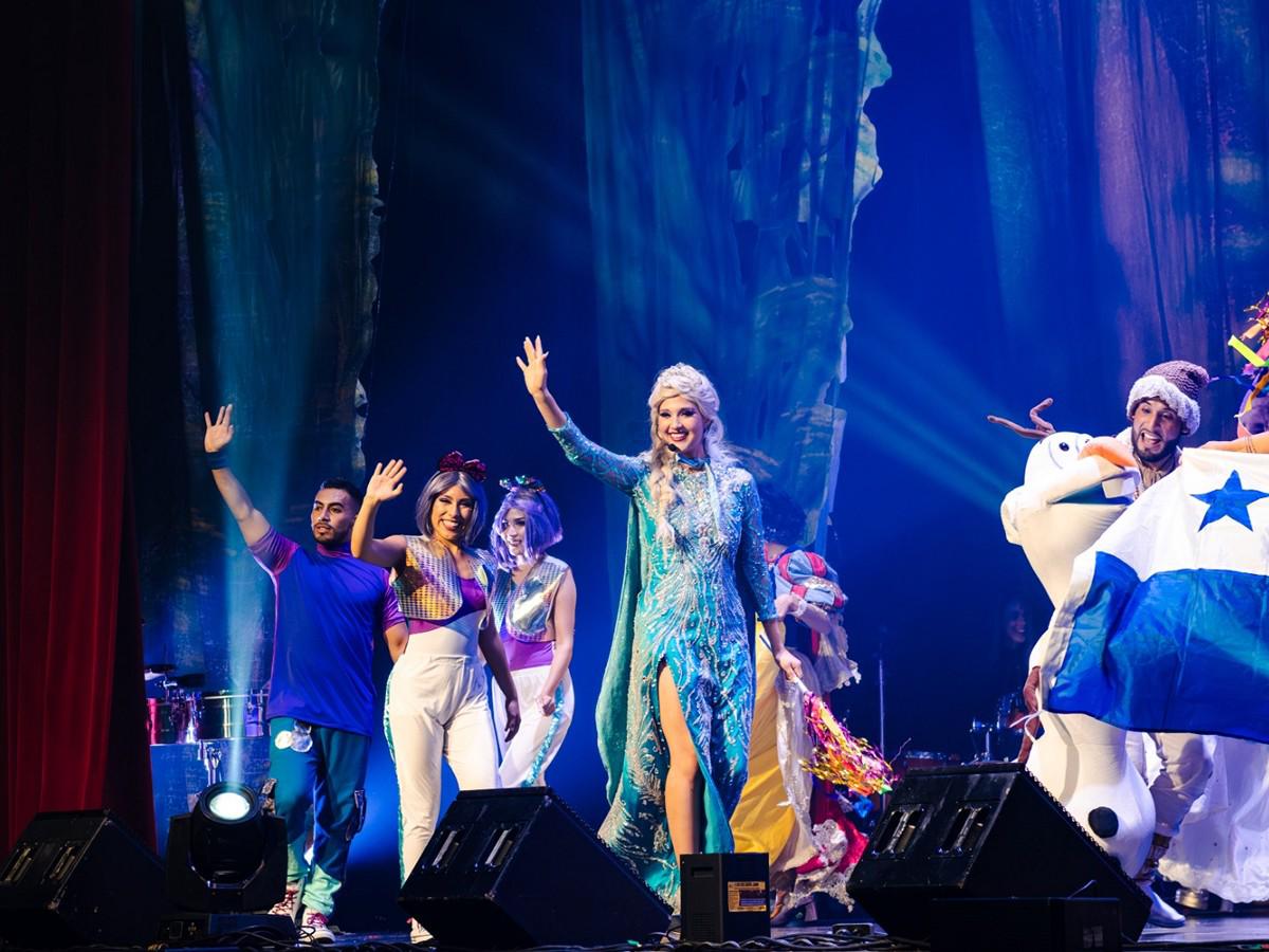 La Gran Gala del<b> Reino Encantado</b> recorrerá varios países de Latinoamérica con un despliegue de tecnología importante que llevará al público asistente a reír, llorar, cantar y disfrutar de más de una hora de espectáculo.