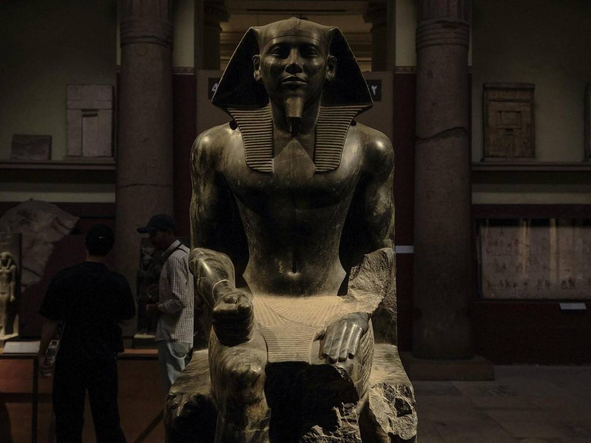 Así es el Gran Museo Egipcio, la 'cuarta pirámide', que hoy abrió sus puertas