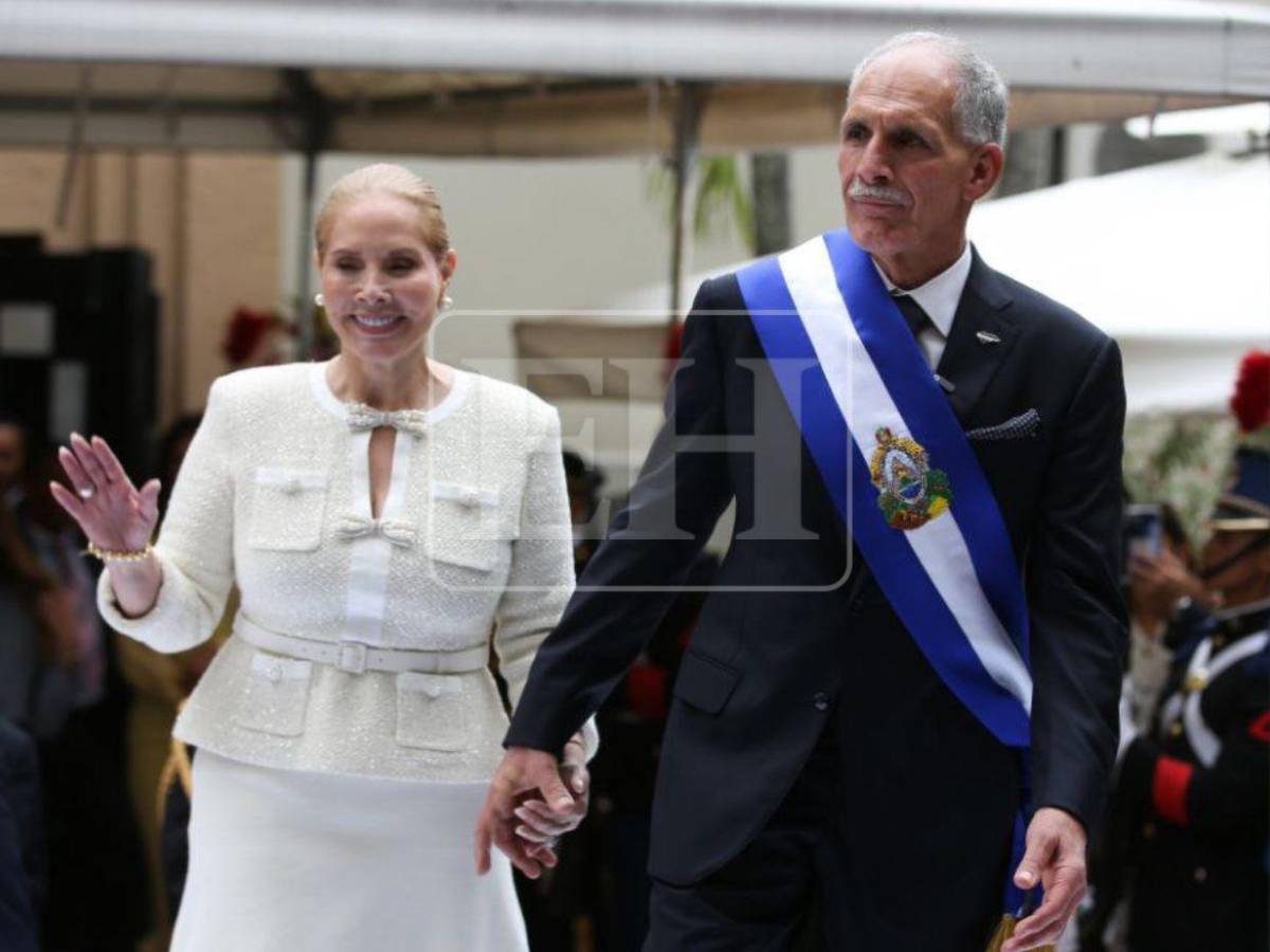Elegancia y sobriedad: así lució la primera dama, Lissette del Cid de Asfura, en toma de posesión
