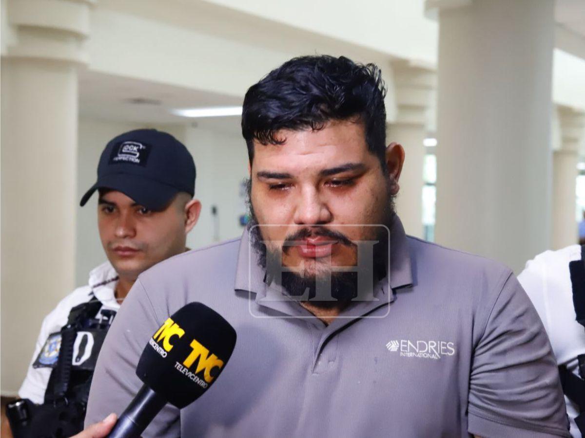 Llorando y angustiado: así llegó a la audiencia Franklin, acusado de matar al abogado Altamirano