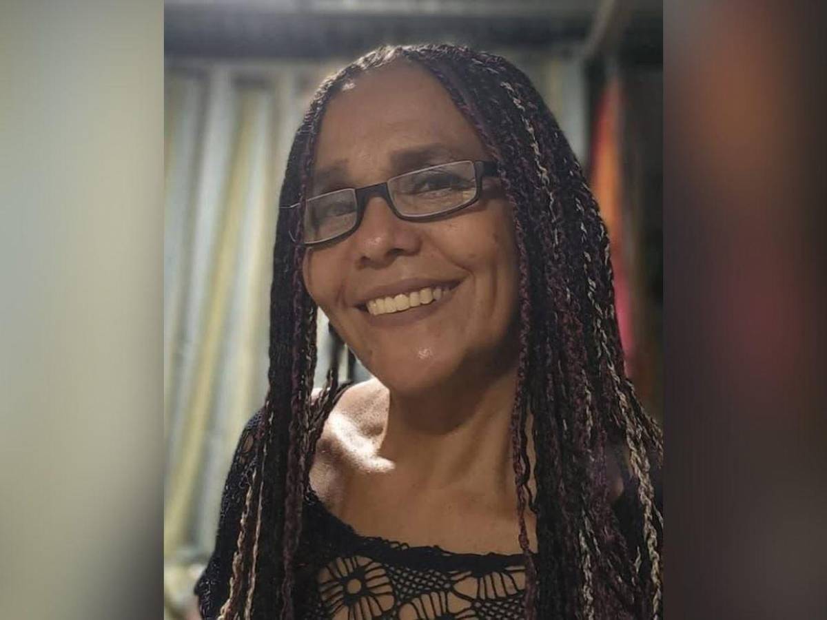 Hallan a una madre enterrada en su patio en Costa Rica; su hijo es el principal sospechoso