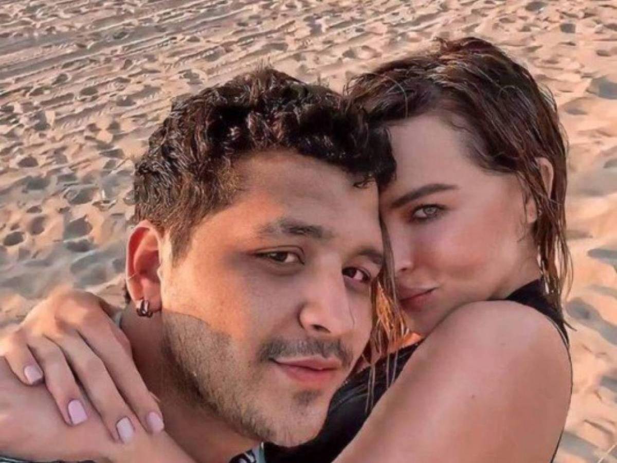 Nodal no dedicó Latin Grammy a Ángela Aguilar como sí lo hizo con Belinda y Cazzu