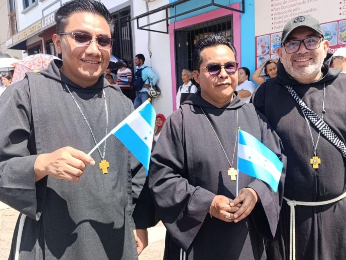 Caminata de iglesias en Gracias, Lempira: cientos de personas oran por la democracia y la paz