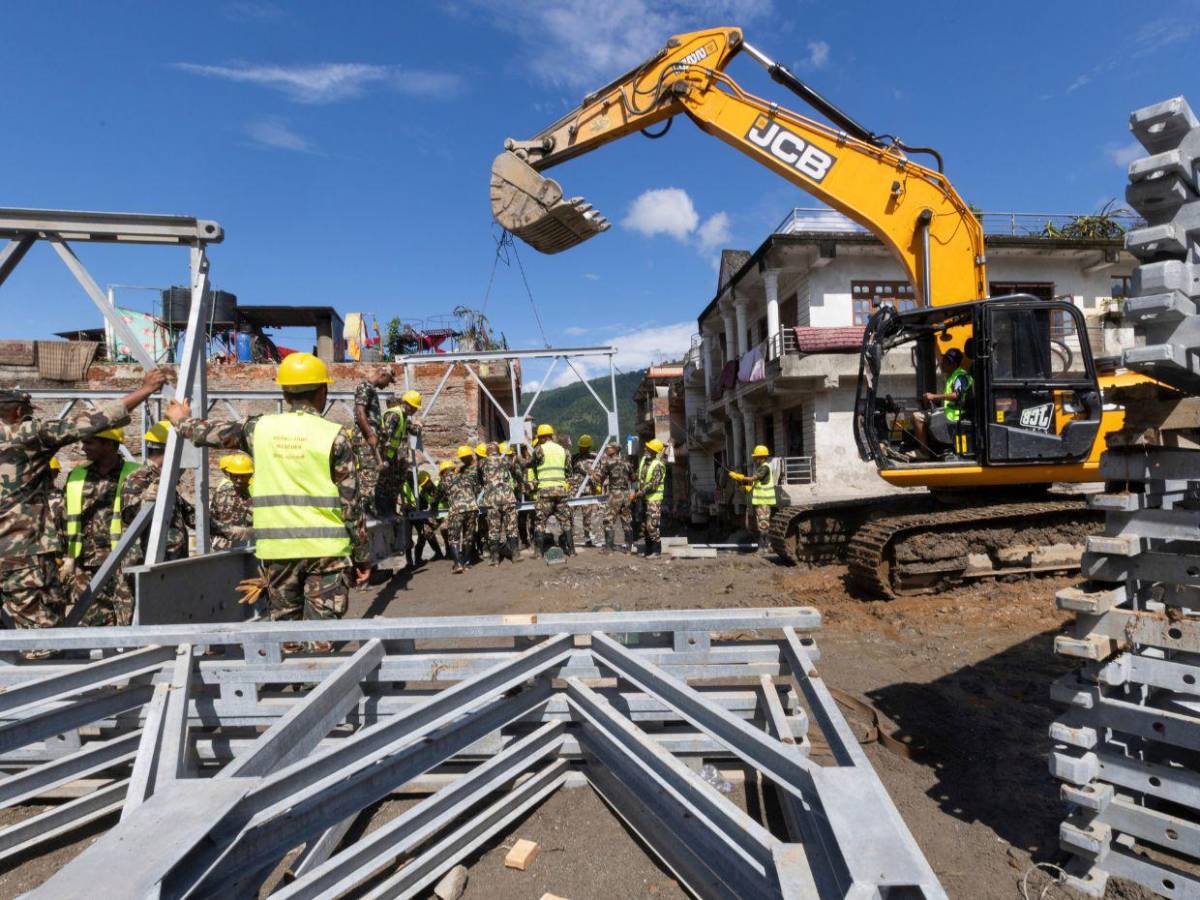 Nepal necesita $4,740 millones para reconstrucción tras la riada, según sus cálculos