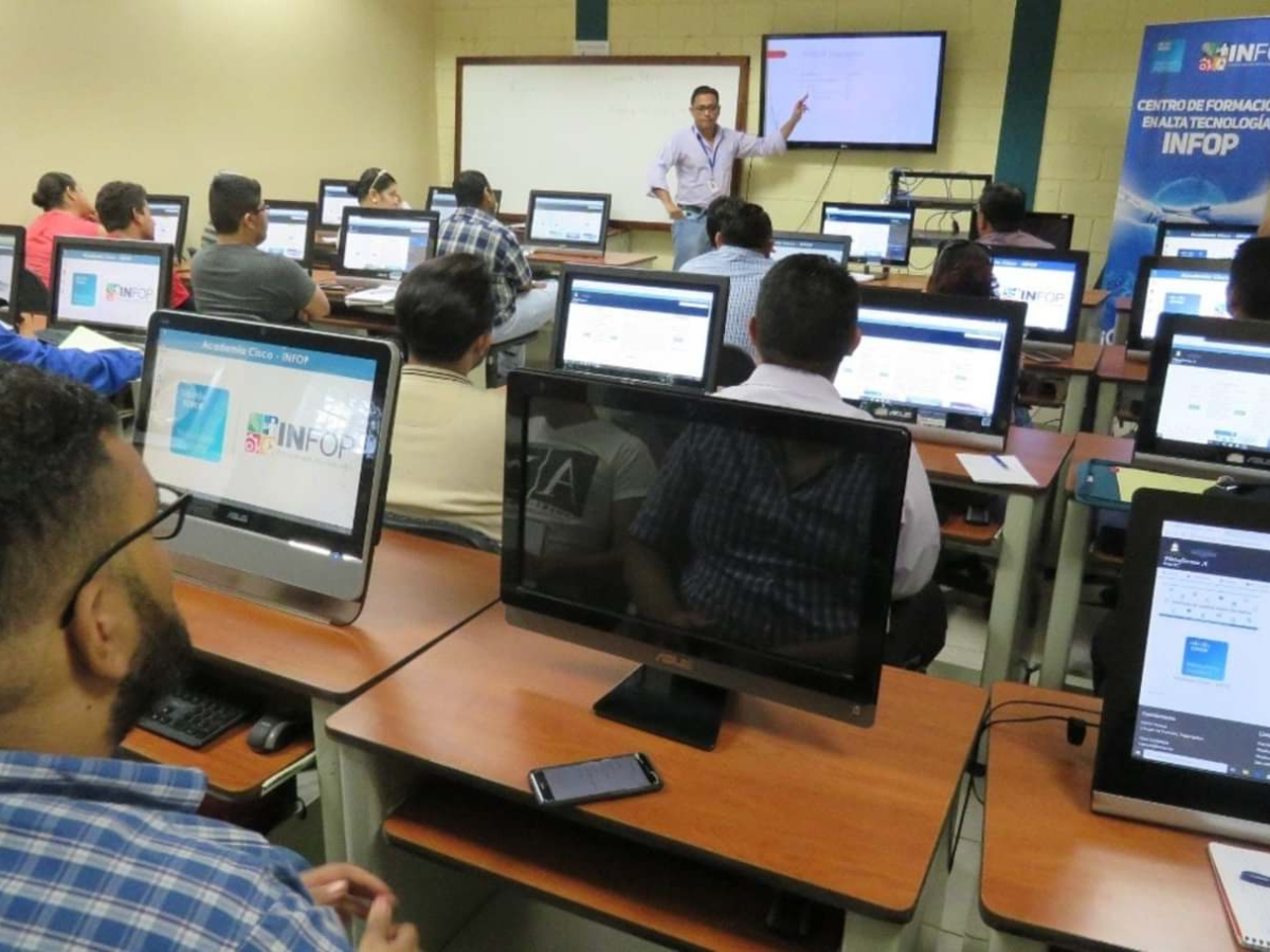 Infop invierte 37 millones de lempiras en mobiliario y equipo