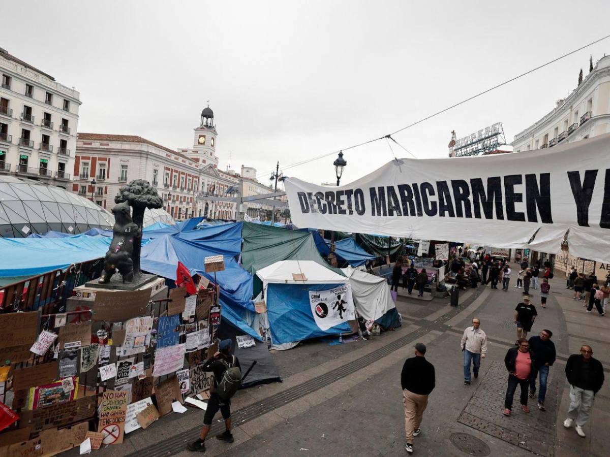 Marchan en España para denunciar la caída de los decretos de vivienda y reclamar rebaja en alquileres