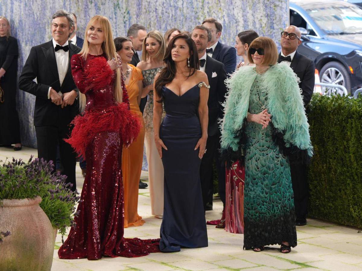 Cara Delevingne, Ashley Graham y Nicole Kidman abren el desfile de la Met Gala 2026