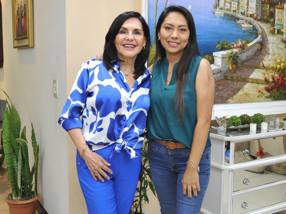 Damas Peruanas celebran natalicio de Julia Reyes