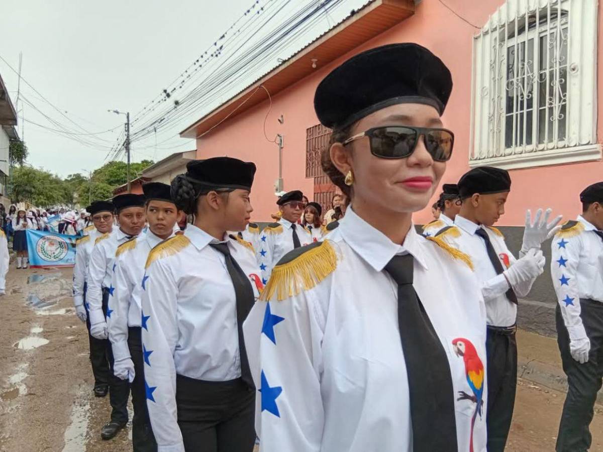 El departamento de La Paz vibró con fervor patrio en los desfiles del 15 de septiembre