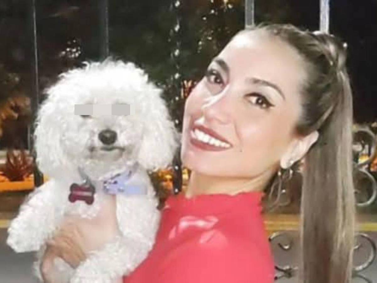 Hallan a mujer enterrada en su jardín en Argentina, ¿su hija de 15 años la mató?