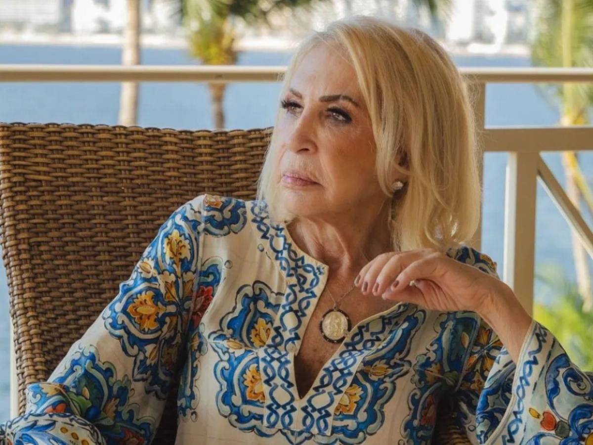 Laura Bozzo lucha por recuperarse: ¿por qué la presentadora permanece hospitalizada?