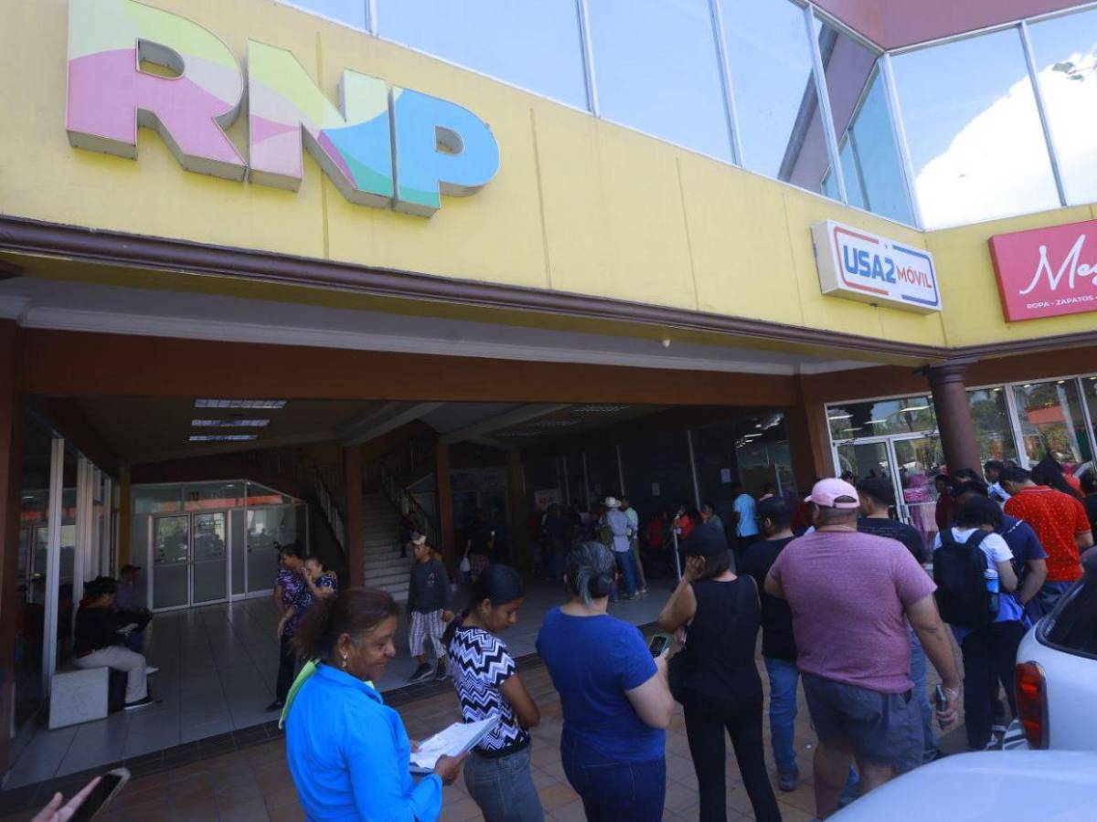 Sampedranos abarrotan el RNP para obtener su DNI previo a elecciones 2025