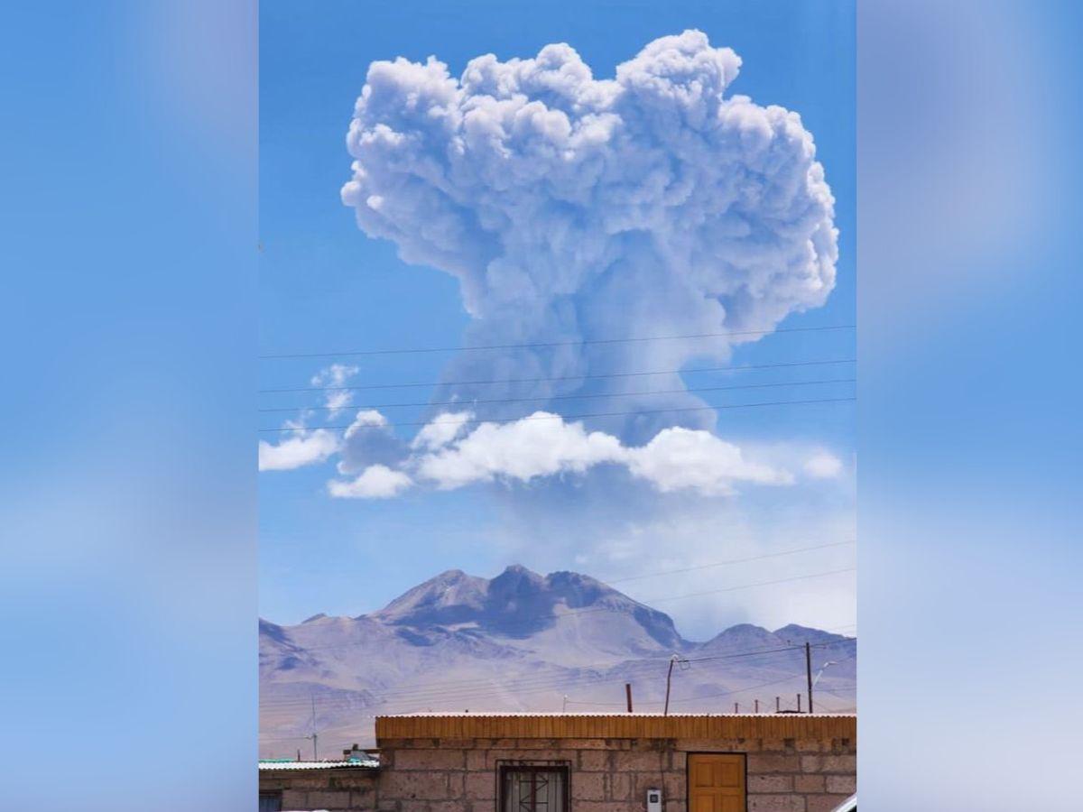 Volcán Lascar en Chile provoca sismo y aumento de actividad