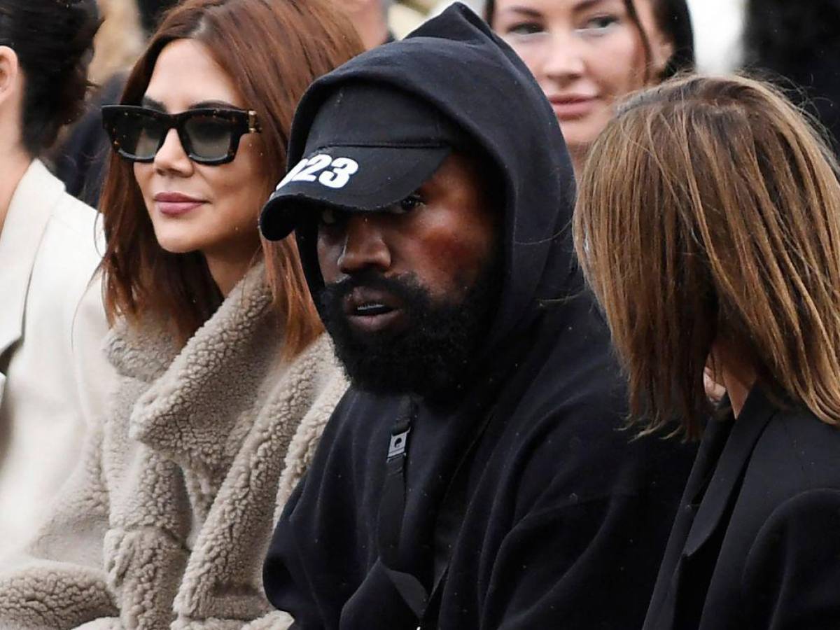 Grandes marcas rompen colaboración con Kanye West por comentarios antisemitas