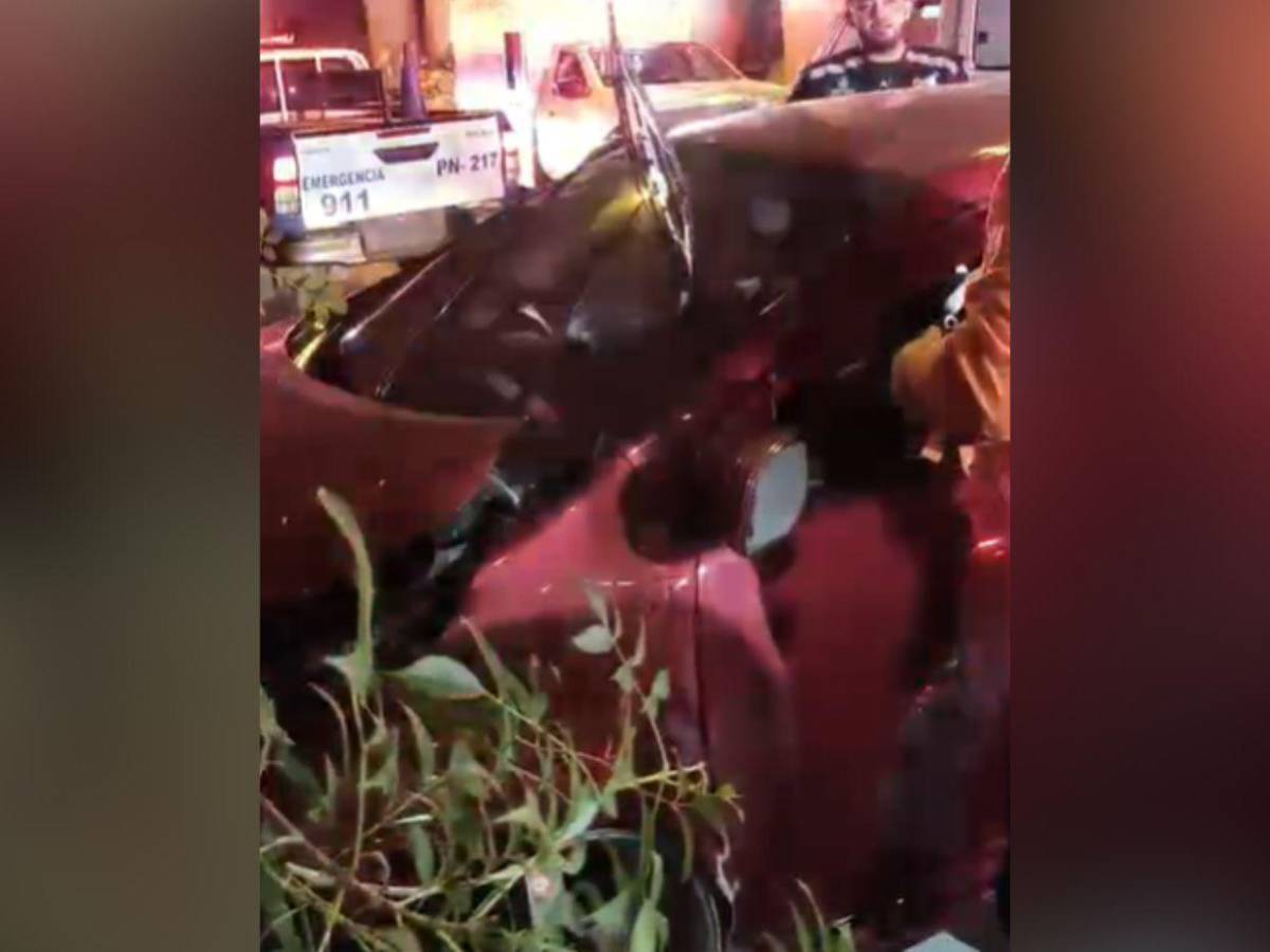 En imágenes: el trágico choque que dejó una mujer muerta en Residencial Honduras