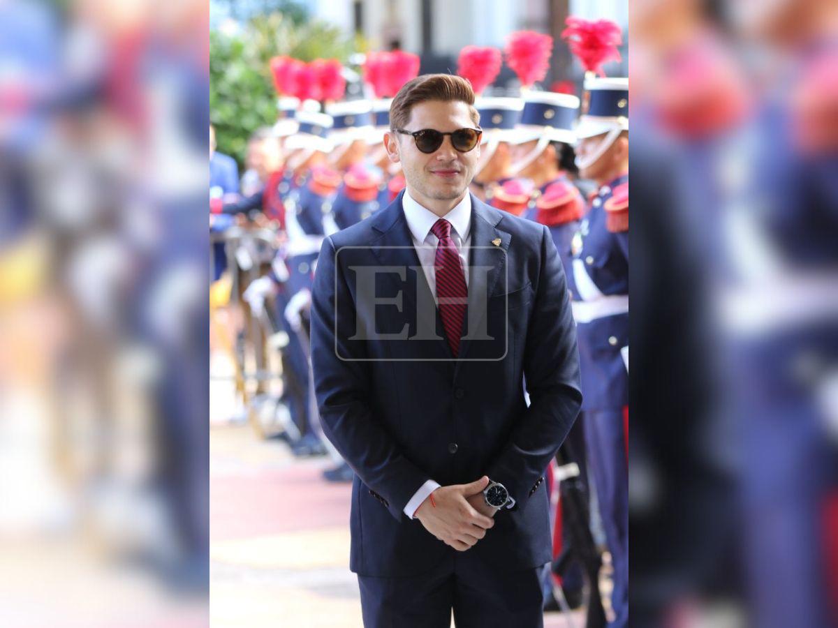 Coloridos y elegantes: así lucieron diputadas y diputados en la toma de posesión de Asfura