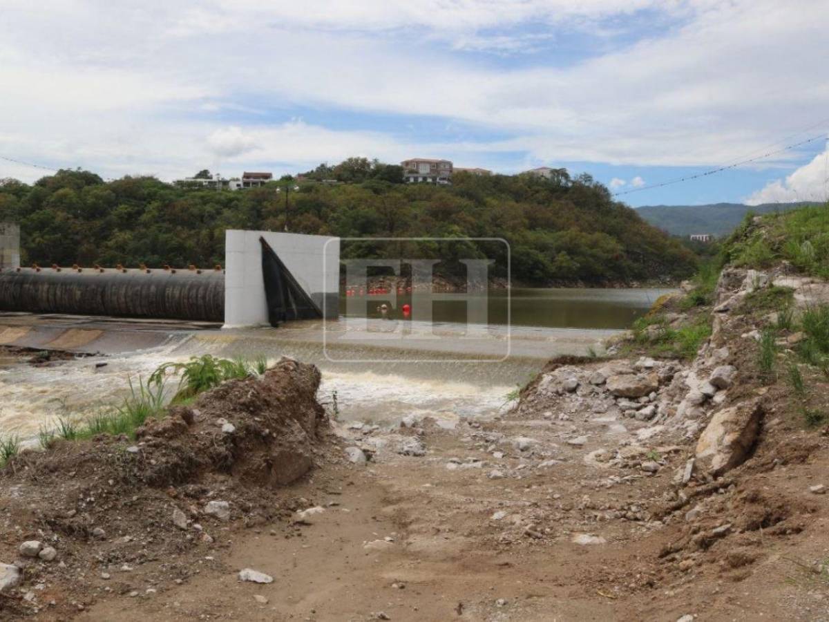 Los Laureles sube al límite con lluvias y La Concepción sigue en 35%: prueban trasvase