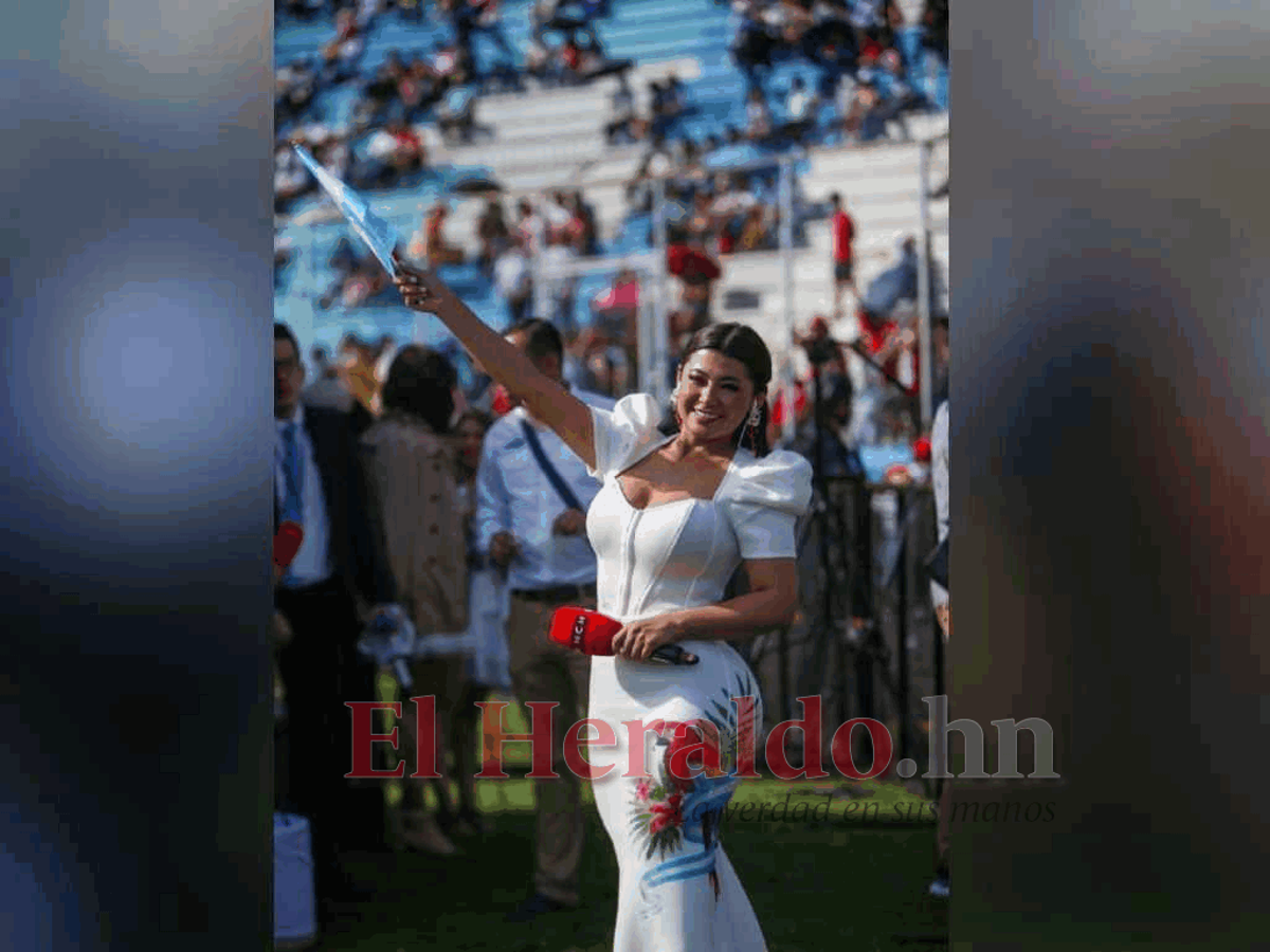 Milagro Flores en el Estadio Nacional Chelato Uclés.