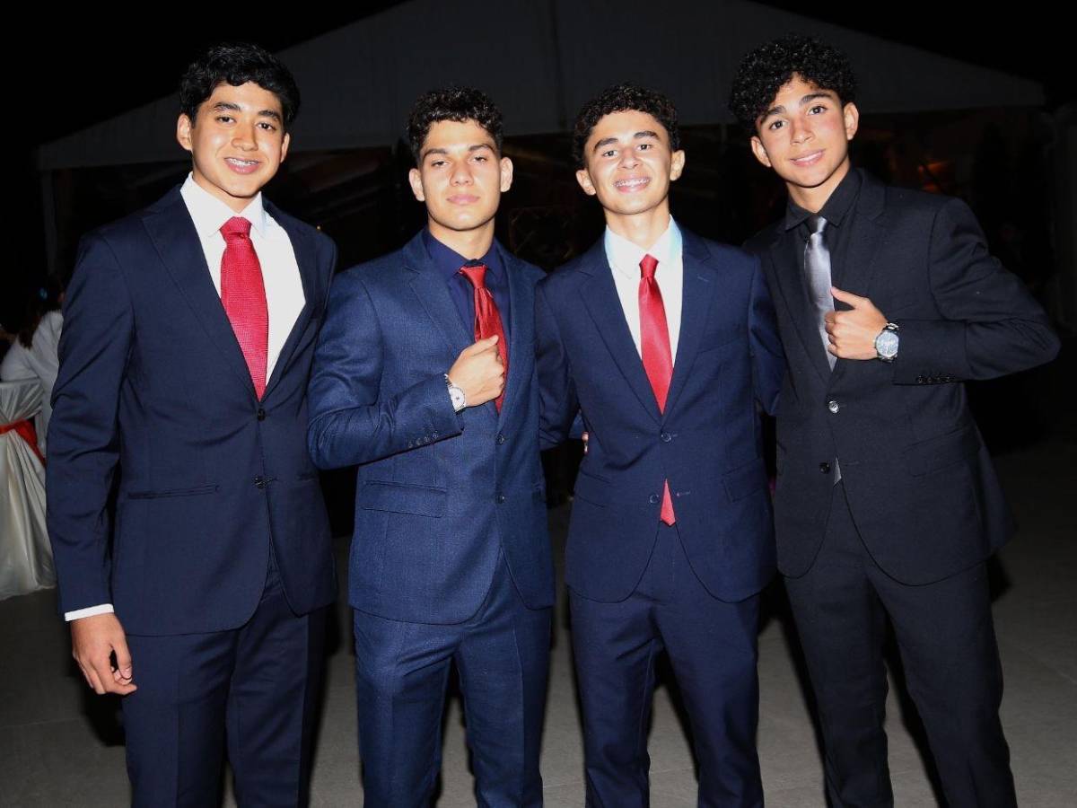 Velada de Acción de Gracias reúne a los Seniors 2026 de Elvel School