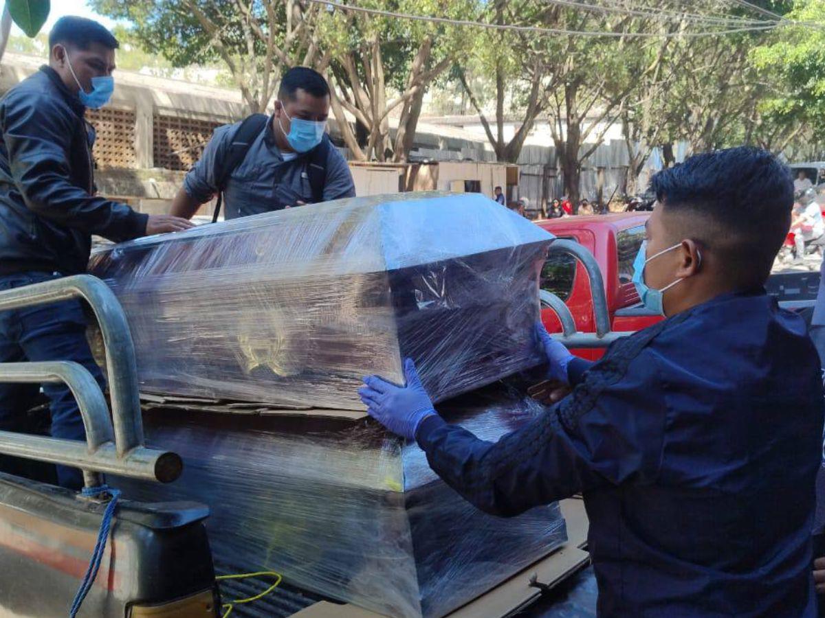 Un ataud sobre otro: identifican a tío y sobrino hallados carbonizados en La Paz