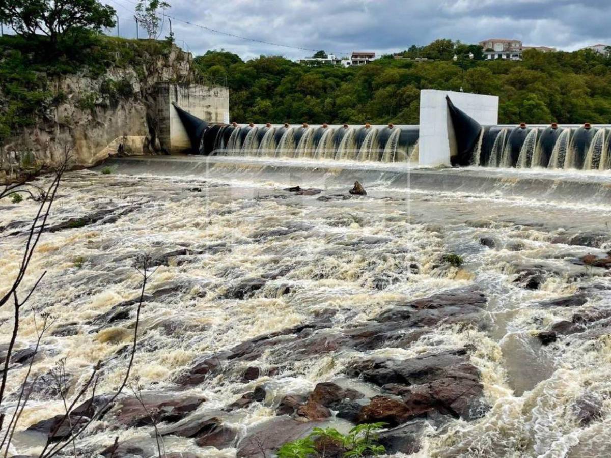 Agua de las represas debe durar hasta mayo de 2027, advierte Juan Diego Zelaya