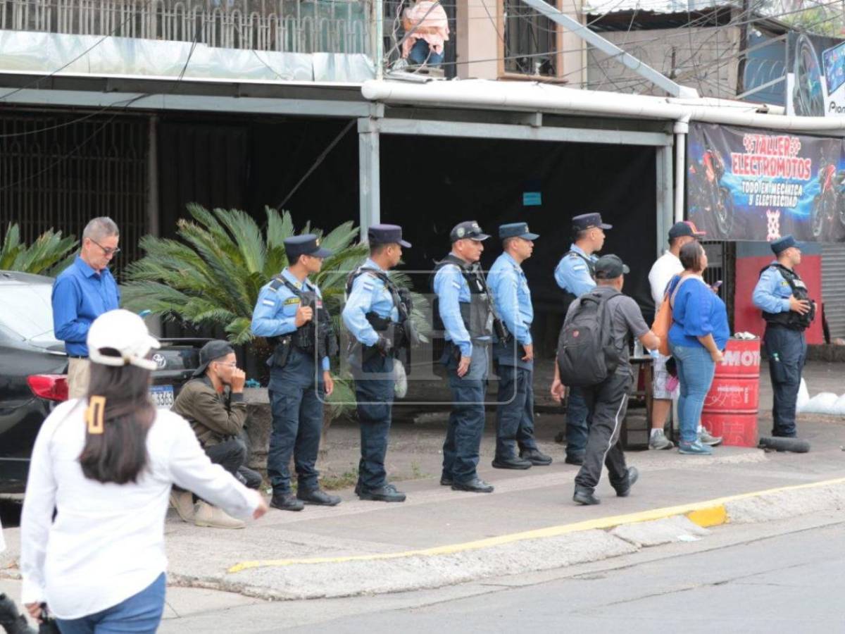 Ambiente patrio se vive en la capital durante desfiles 2026