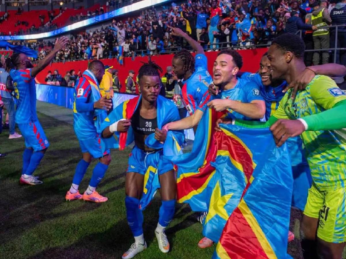 Eliminatoria: Entrenador denuncia brujería de selección para sacarlos del Mundial