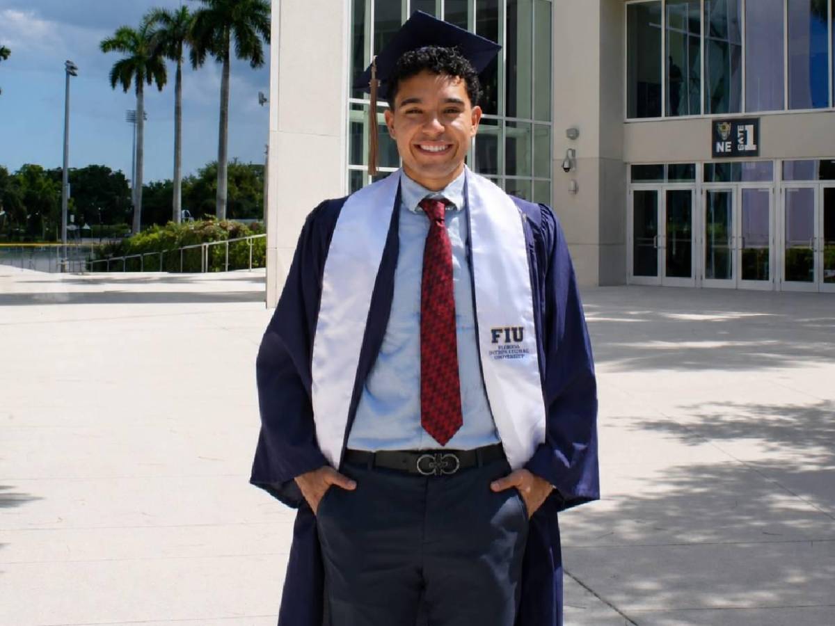Jugador de Motagua se graduó de la universidad en Estados Unidos: Así lo celebraron