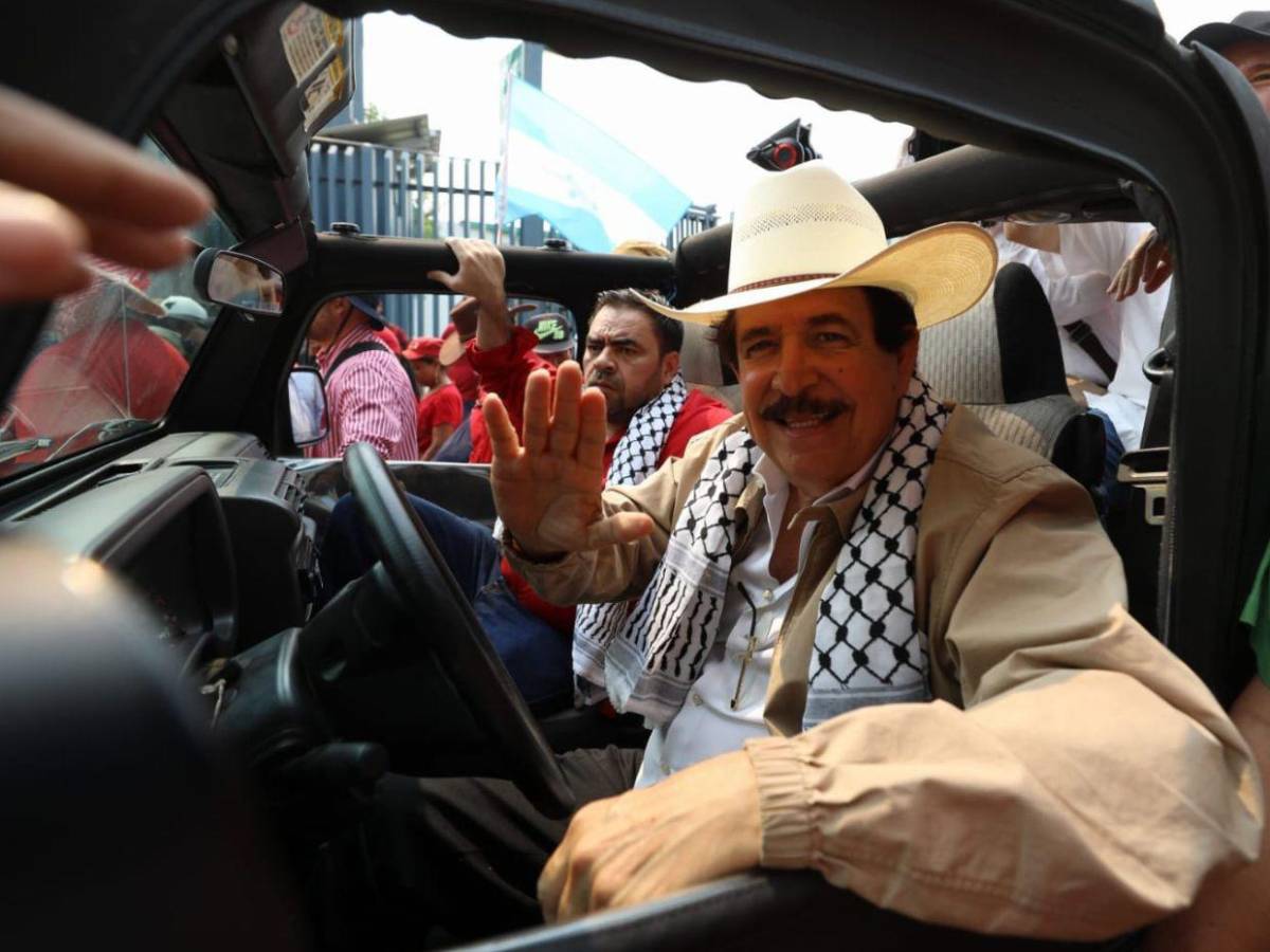 ¿Cuánto gana El Perro Amarillo en el gobierno y cuáles han sido sus funciones como asesor?