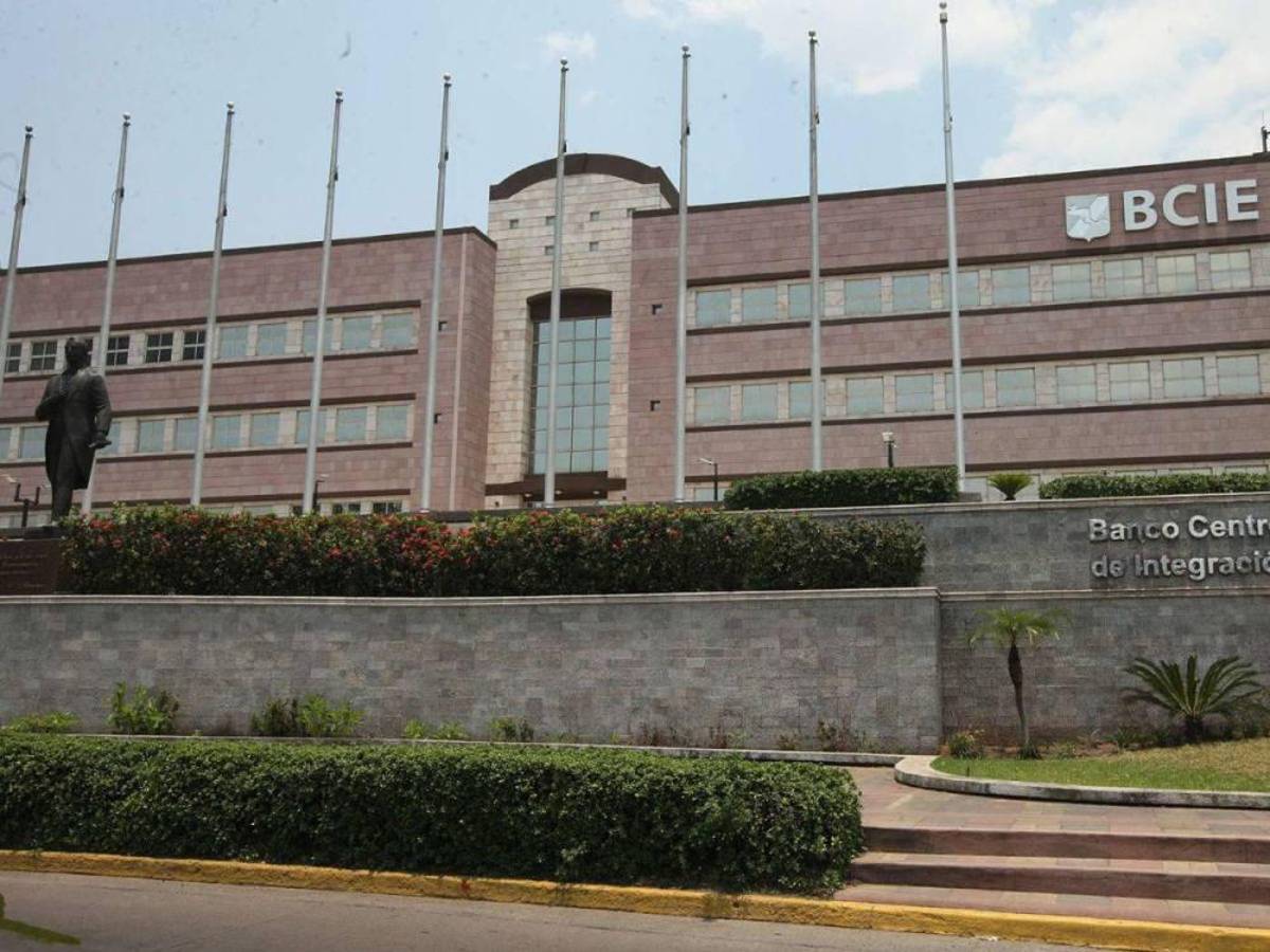 Honduras impugnó exclusión de Hugo Noé Pino de terna presidencial del BCIE