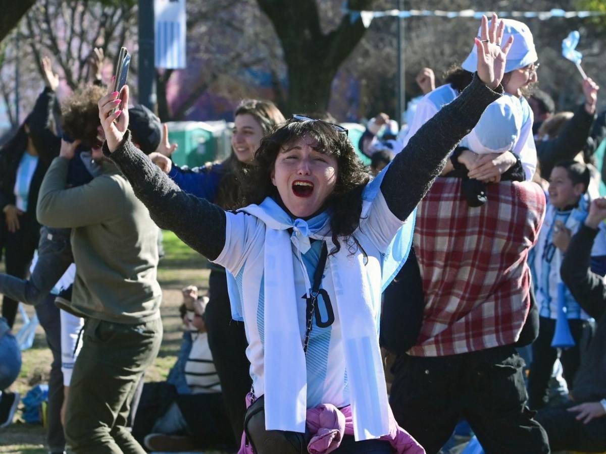 El polémico veto de la FIFA a los argentinos previo al duelo contra Inglaterra