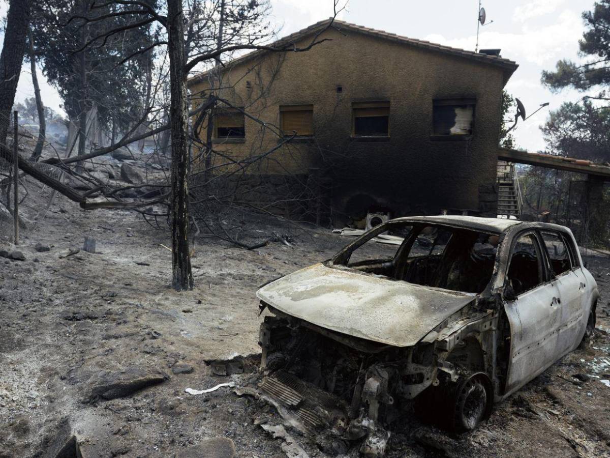 160 kilómetros de destrucción: el paisaje negro del peor incendio de la historia de España
