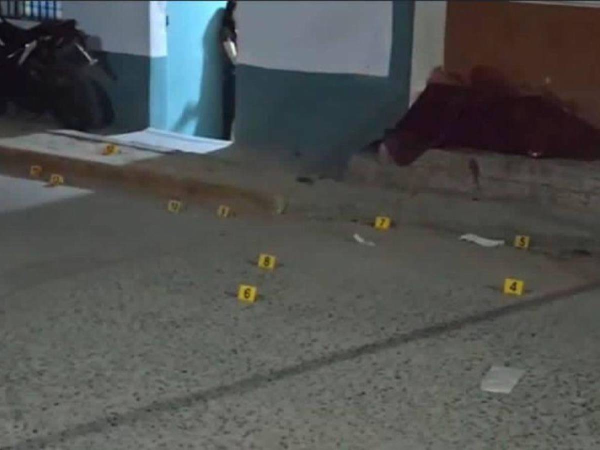 Hallan 30 casquillos de bala en escena del crimen de expolicía Fernando Mercado