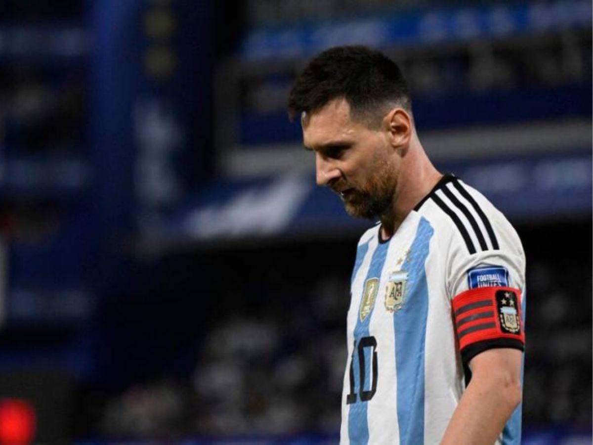¡Malas noticias! Messi fuera de convocatoria de Argentina por lesión