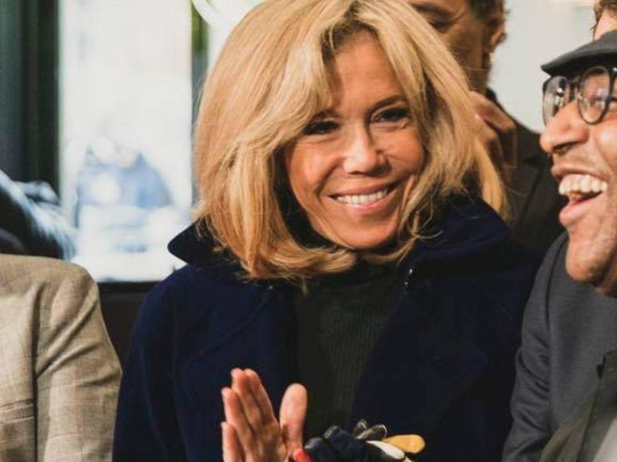 Lo que se sabe de la demanda de Macron a influencer que dijo que su esposa es un hombre