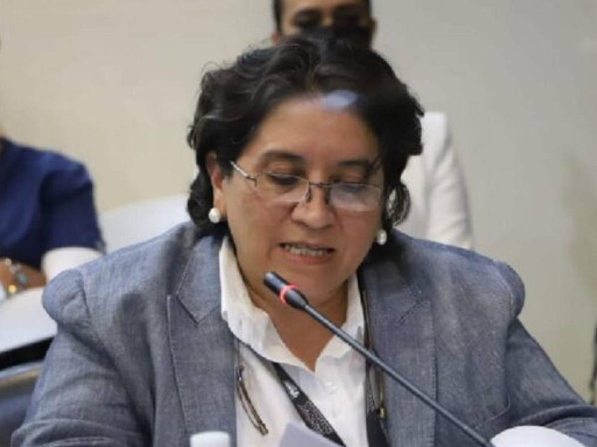 Grandes figuras que están quedando fuera en planillas de diputados